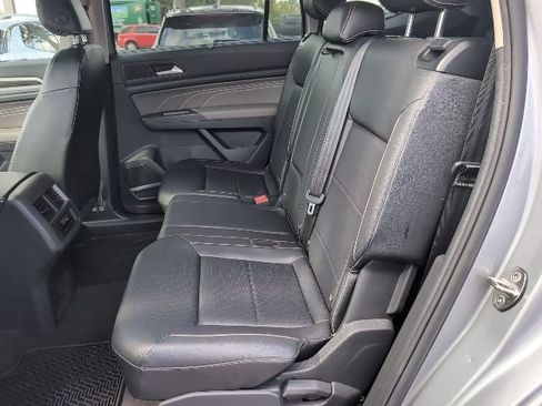 Used 2022 Volkswagen Atlas SE image 24