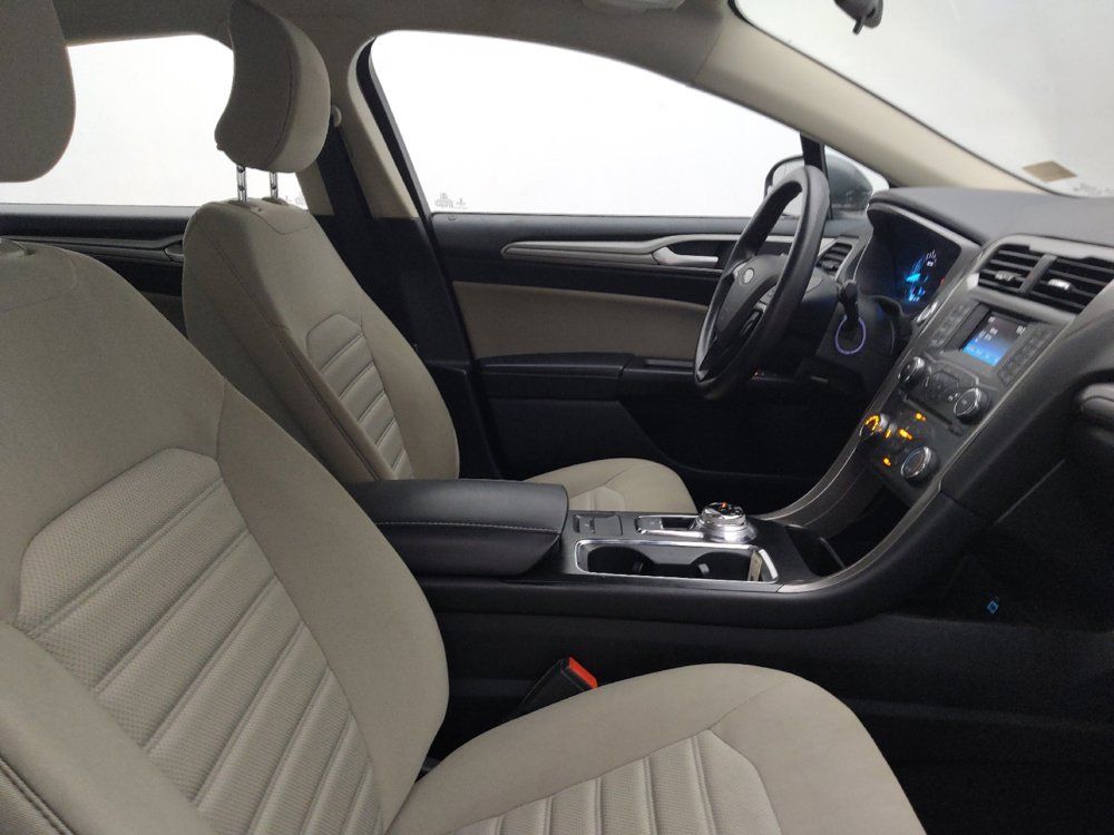 Used 2018 Ford Fusion S FWD image 21