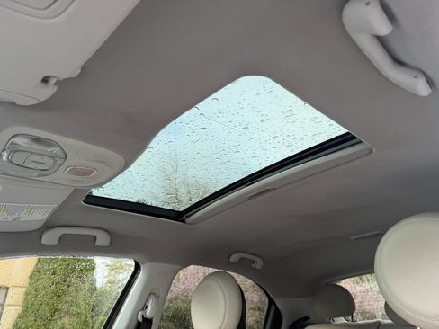 Used 2016 FIAT 500X Lounge image 31