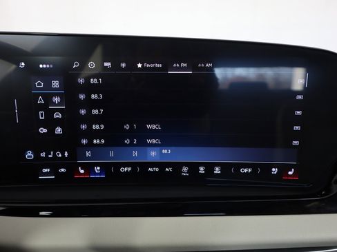 Used 2025 Audi A5 2.0T Prestige w/ 19" Wheel Package image 23