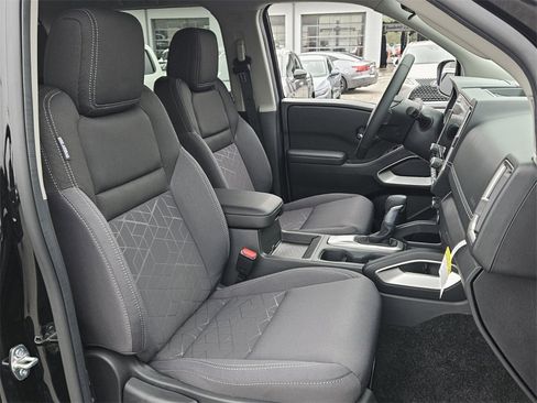 New 2026 Nissan Frontier SV image 12