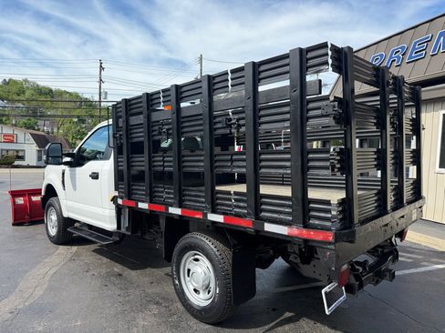 Used 2020 Ford F250 XL w/ Power Equipment Group AWD/4WD image 4