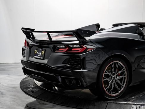 Used 2023 Chevrolet Corvette Stingray Premium Conv w/ Z51 Performance Package image 20
