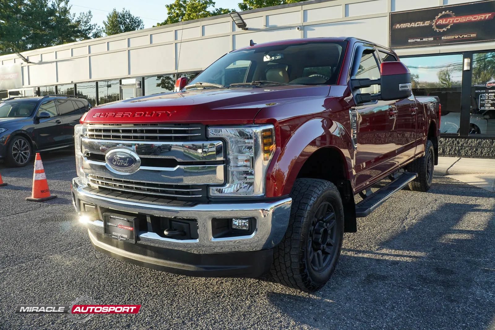Used 2019 Ford F250 Lariat w/ Lariat Value Package AWD/4WD image 3