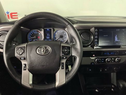 Used 2021 Toyota Tacoma SR5 image 17
