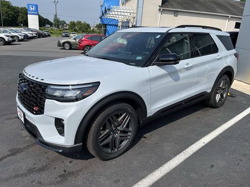 New 2026 Ford Explorer ST w/ Sun And Sound Package AWD/4WD image 4