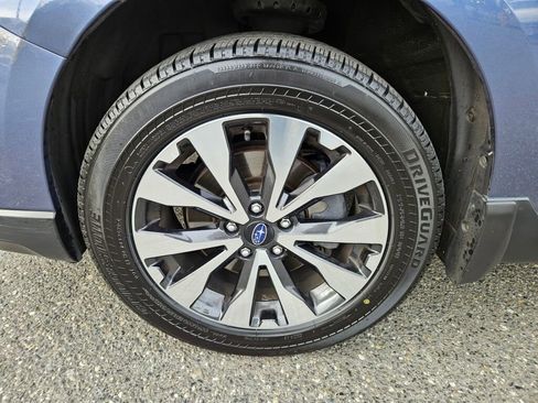 Used 2016 Subaru Outback 2.5i Limited image 16
