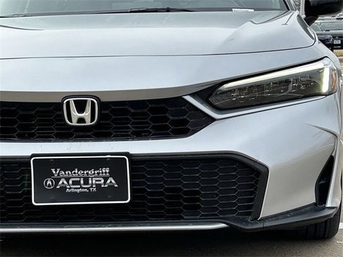 Used 2025 Honda Civic Sport image 11