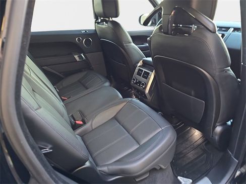Used 2020 Land Rover Range Rover Sport HSE image 13