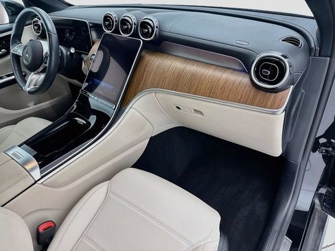 Certified 2024 Mercedes-Benz GLC 300 4MATIC image 15