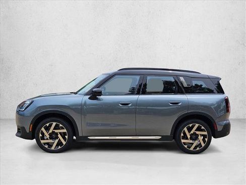 Certified 2025 MINI Cooper Countryman S image 5
