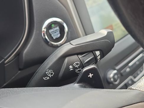 Certified 2018 Ford Fusion SE w/ Fusion SE Technology Package FWD image 14
