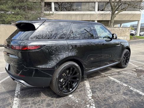 New 2026 Land Rover Range Rover Sport SE AWD/4WD image 7