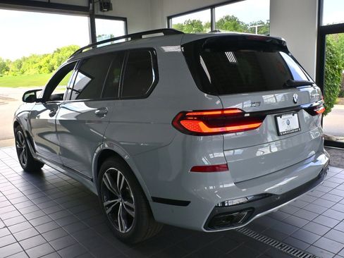 New 2025 BMW X7 M60i w/ Executive Package image 6