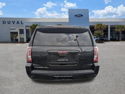 Used 2020 GMC Yukon XL SLT w/ HD Trailering Package image 5