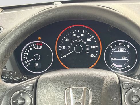 Used 2017 Honda HR-V EX image 32