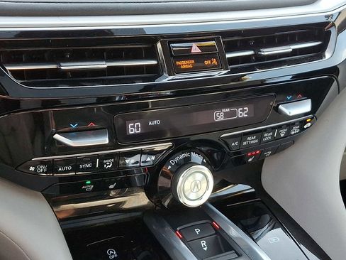 Certified 2024 Acura MDX SH-AWD w/ Technology Package image 17
