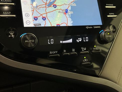 Used 2019 Toyota Camry XLE w/ Driver Assist Package FWD image 22