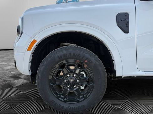 New 2026 Ford Ranger XLT w/ Equipment Group 301A High AWD/4WD image 9
