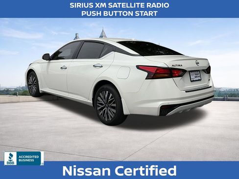 Used 2023 Nissan Altima 2.5 SV AWD/4WD image 3