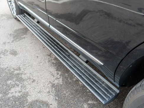 Used 2023 GMC Yukon Denali Ultimate image 41