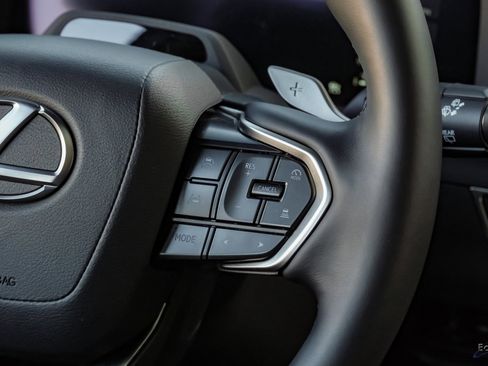 Used 2025 Lexus GX 550 550 Luxury+ HUD Traffic Jam As w/ Accessory Package (2T) image 47