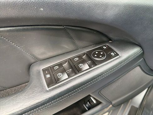 Used 2012 Mercedes-Benz CLS 63 AMG image 35