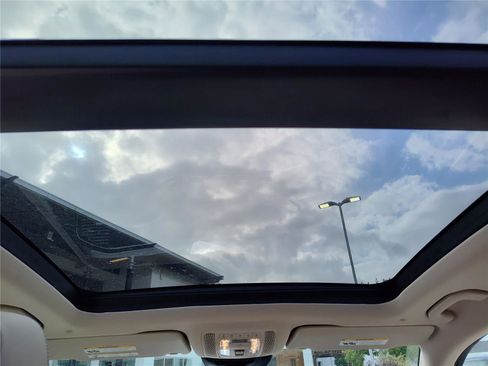 Certified 2025 Mercedes-Benz GLS 450 4MATIC image 23