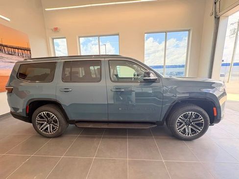 New 2026 Jeep Grand Wagoneer 4WD image 8