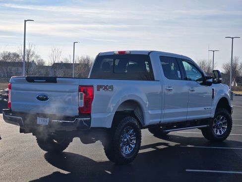 Used 2017 Ford F250 XLT w/ XLT Premium Package image 11