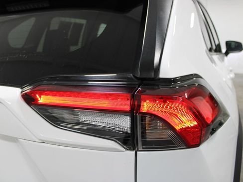 Used 2024 Toyota RAV4 Adventure AWD/4WD image 22