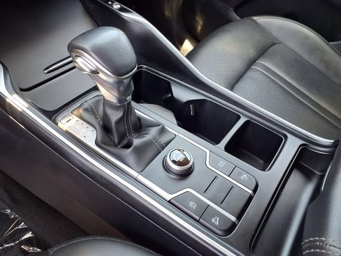 Certified 2023 Kia Sorento S w/ Panoramic Sunroof Package FWD image 18
