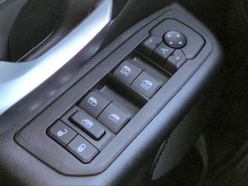 Used 2025 RAM 1500 Big Horn AWD/4WD image 23
