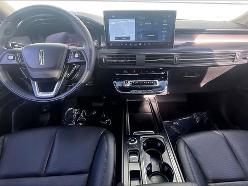 Used 2023 Lincoln Corsair Standard w/ Equipment Group 101A image 19