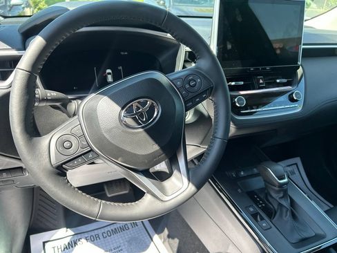 Used 2026 Toyota Corolla Cross XLE AWD/4WD image 25