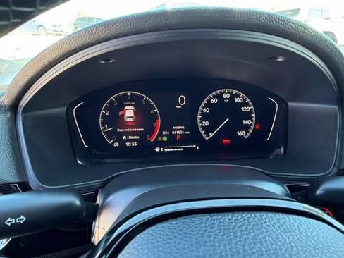 Used 2025 Honda Civic Sport image 29