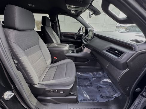 Used 2022 GMC Yukon SLE w/ Max Trailering Package image 24