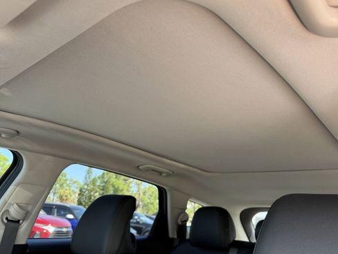 New 2026 Kia Sportage EX w/ EX Panorama Roof Package FWD image 23