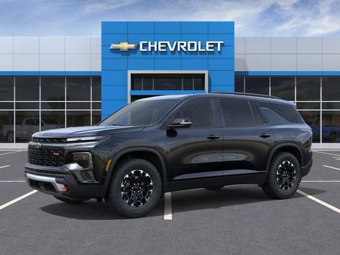 New 2027 Chevrolet Traverse Z71 w/ Enhanced Driving Package AWD/4WD image 2