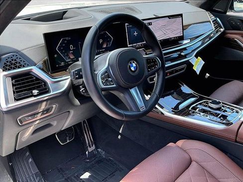 Used 2026 BMW X7 xDrive40i w/ Executive Package AWD/4WD image 14