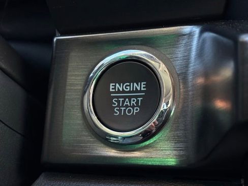 New 2026 Ford F350 Lariat w/ Black Appearance Package image 41