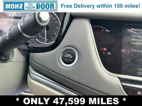 Used 2021 Cadillac XT5 Premium Luxury image 17