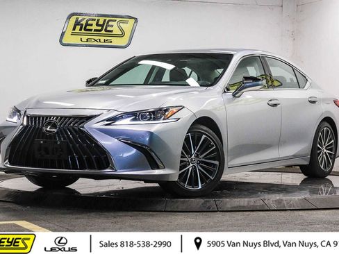 Used 2025 Lexus ES 350 w/ Premium Package FWD image 1