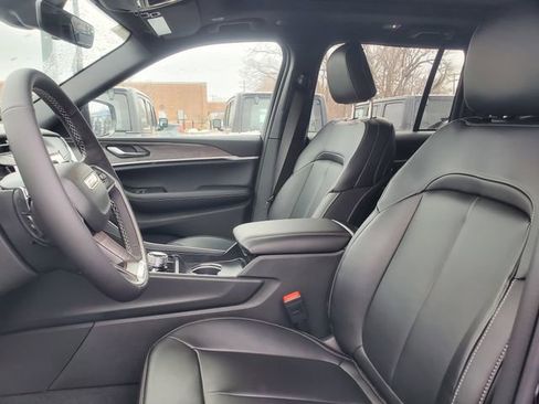 New 2026 Jeep Grand Cherokee Limited AWD/4WD image 10