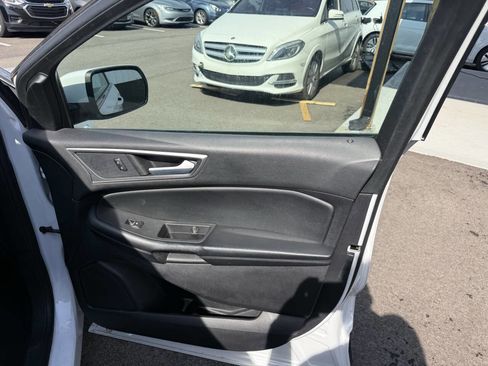 Used 2022 Ford Edge SEL image 13