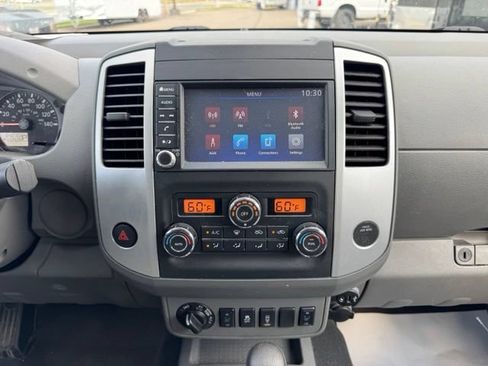 Used 2020 Nissan Frontier SV w/ Midnight Edition Floor Mats AWD/4WD image 19