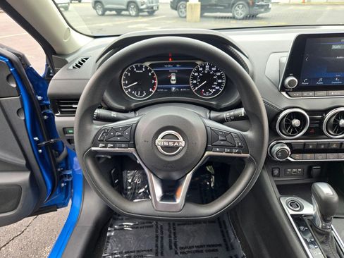 Used 2024 Nissan Sentra SV image 29