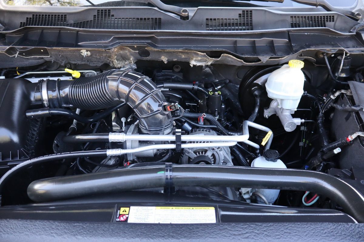 Used 2011 RAM 1500 ST w/ ST Popular Equipment Group AWD/4WD image 35