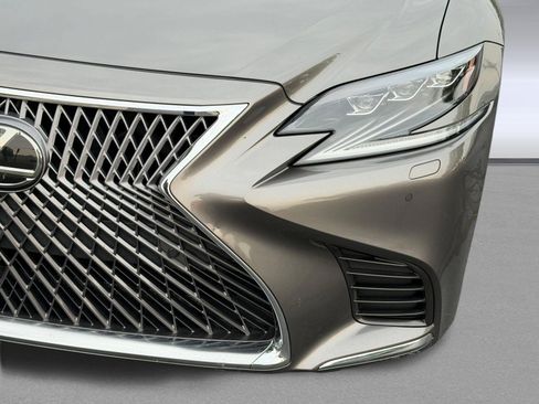 Used 2019 Lexus LS 500 AWD image 12