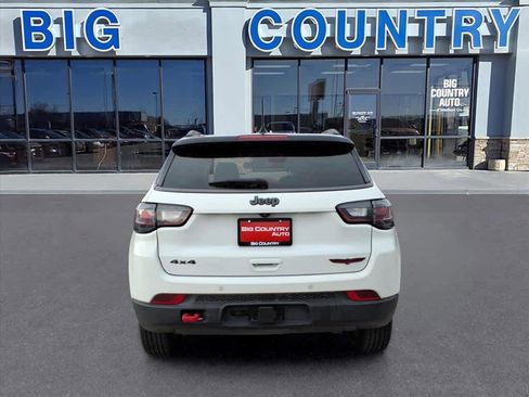 Used 2022 Jeep Compass Trailhawk w/ Trailhawk Elite Group image 4